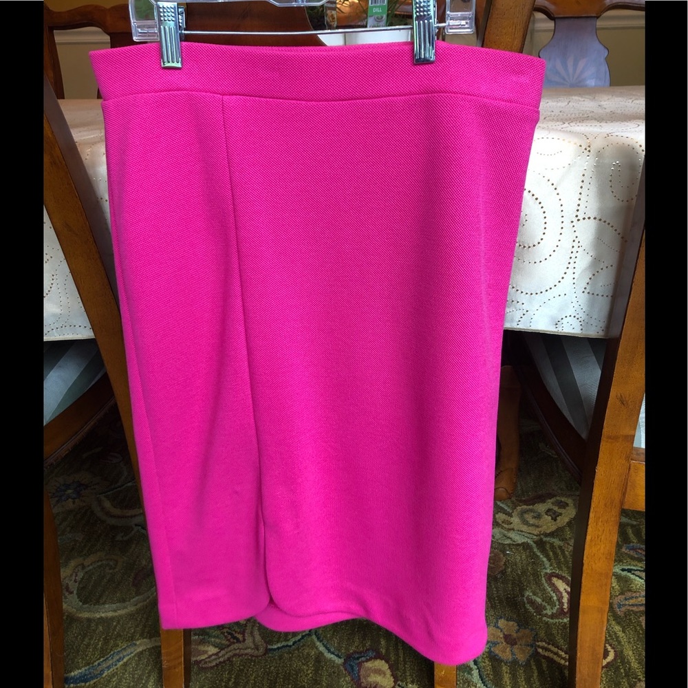 Hot pink skirt with front slide slit.